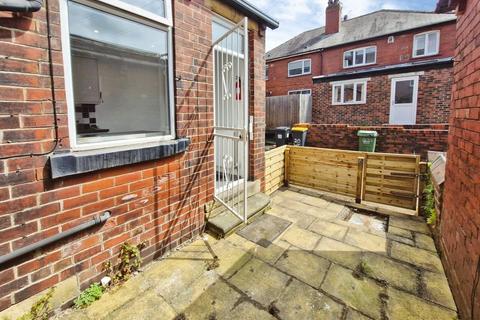 1 bedroom apartment to rent, Winston Gardens, Leeds LS6