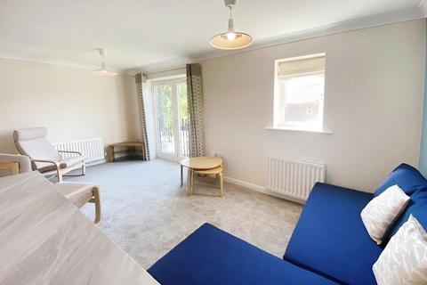 2 bedroom flat to rent, 14 Parkgate Road, West Timperley, Altrincham, Cheshire, WA14