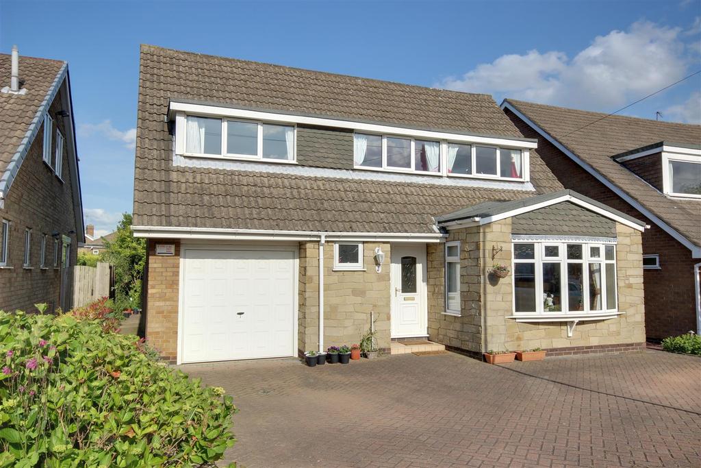 Grundale, Kirk Ella 5 bed detached house £315,000