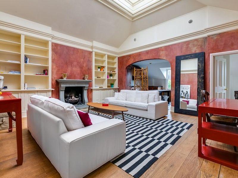Roland Gardens, South Kensington, SW7 2 bed apartment £2,999 pcm (£