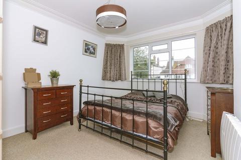 3 bedroom apartment for sale - Wallace Avenue, Worthing