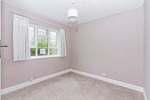 3 bedroom apartment for sale - Wallace Avenue, Worthing