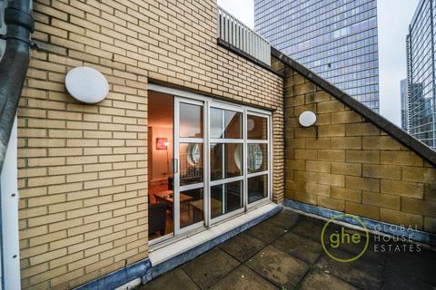 3 bedroom flat to rent, Cascades Tower, Canary Wharf, London