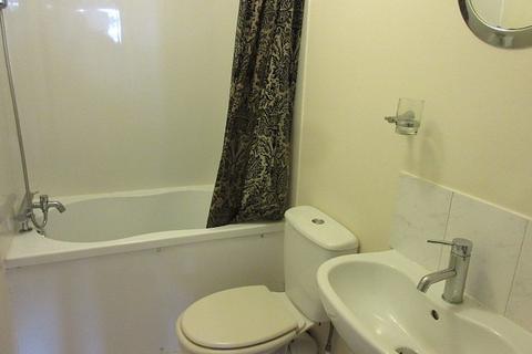 Studio to rent, Whitchurch Road, Cardiff