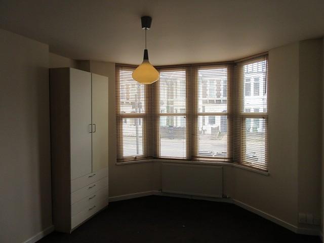 Lounge/Bedroom