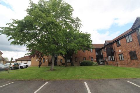 undefined, Ashmere Close, Calcot, Reading, RG31