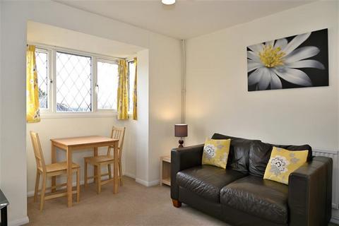 undefined, Ashmere Close, Calcot, Reading, RG31