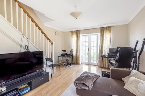 2 bedroom end of terrace house to rent - Lynn Close,  Marston,  OX3