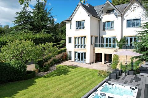 6 bedroom detached house to rent, Nields Brow, Bowdon, Altrincham, Cheshire, WA14