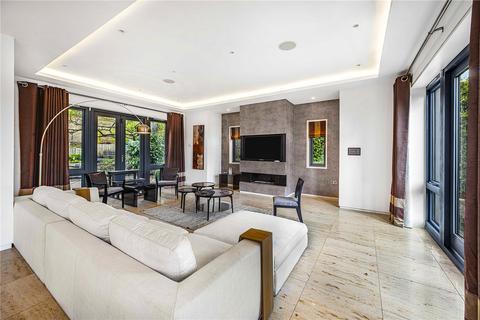 6 bedroom detached house to rent, Nields Brow, Bowdon, Altrincham, Cheshire, WA14