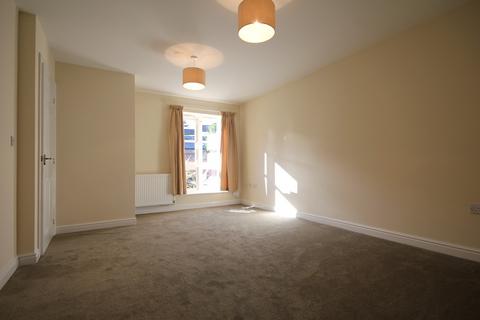 3 bedroom semi-detached house to rent, Woodview Drive, Edgbaston, B15