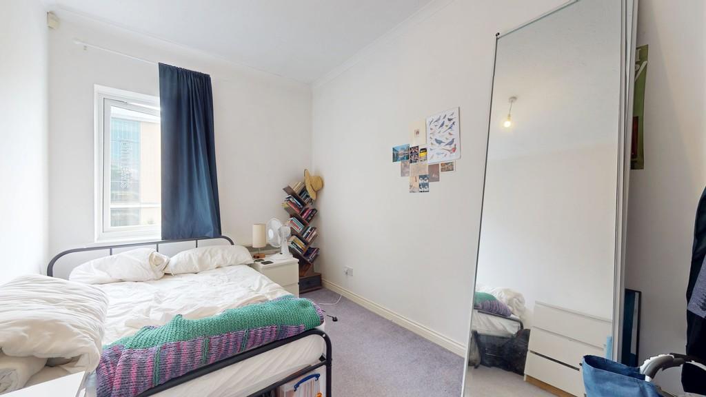 Bedroom 1 - Angle 2