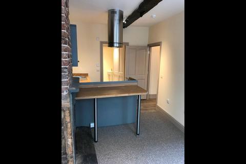 1 bedroom flat to rent, Rosswyn House