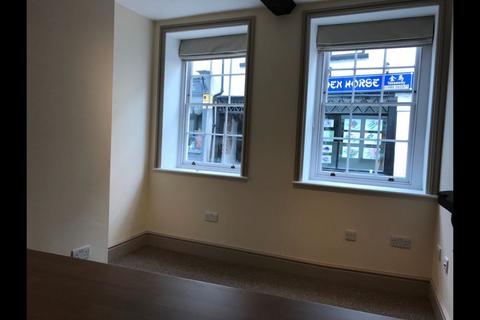 1 bedroom flat to rent, Rosswyn House