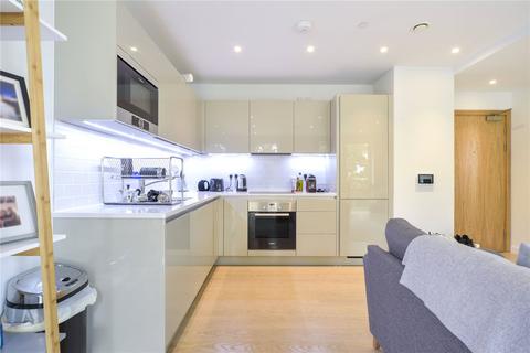 1 bedroom apartment to rent, Heygate Street, London, SE17
