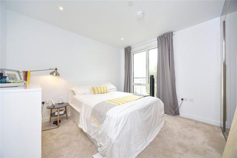 1 bedroom apartment to rent, Heygate Street, London, SE17