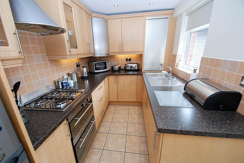 Rosebery Avenue, South Shields 2 bed terraced house £150,000