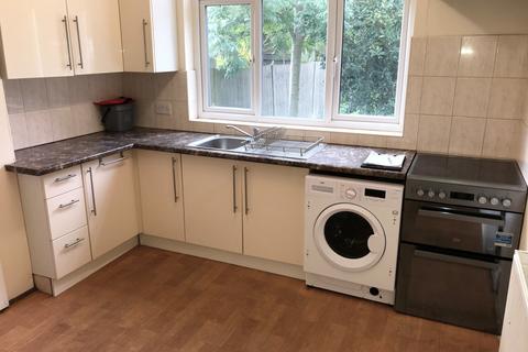 undefined, Northwick Avenue, Kenton, HA3