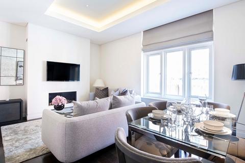 2 bedroom flat to rent, Green Street W1