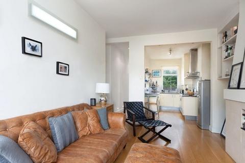 2 bedroom flat to rent, Ingham Road, London NW6