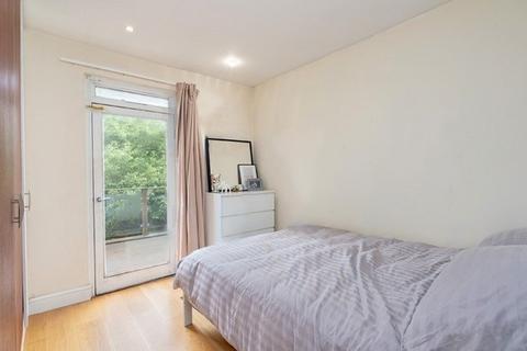 2 bedroom flat to rent, Ingham Road, London NW6