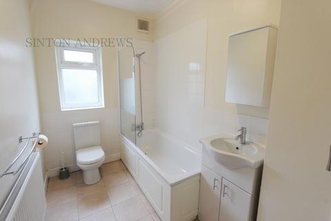 undefined, Hessel Road, Ealing, W13