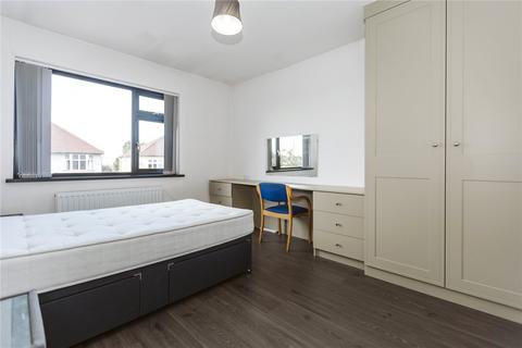 5 bedroom semi-detached house to rent, Kingsholm Road, Southmead, Bristol, BS10