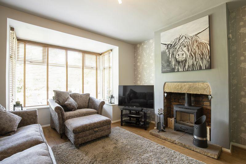 140 Halifax Road, Ripponden, HX6 4AG 3 bed end of terrace house £189,950