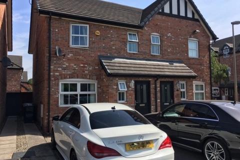 3 bedroom semi-detached house to rent, Farrier Court, Crewe