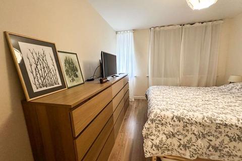 2 bedroom apartment to rent, Lower Bristol Road, Bath