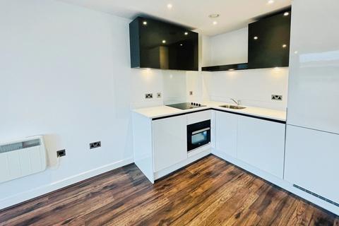 1 bedroom apartment to rent, Churchill Place, Basingstoke RG21