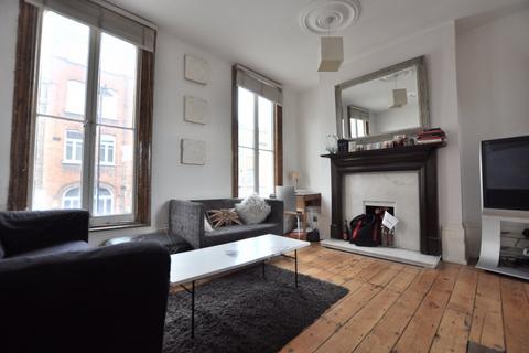 3 bedroom flat to rent - New Road, London E1