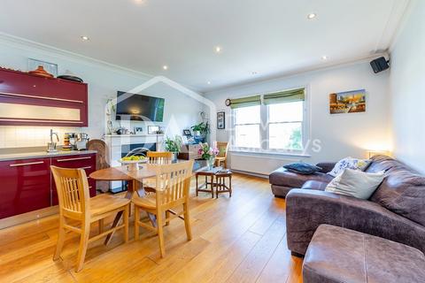 2 bedroom flat to rent, Elder Avenue, Crouch End, London