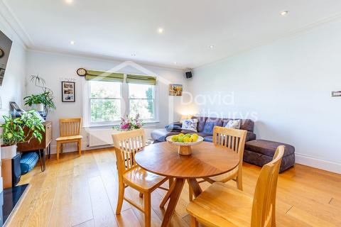 2 bedroom flat to rent, Elder Avenue, Crouch End, London