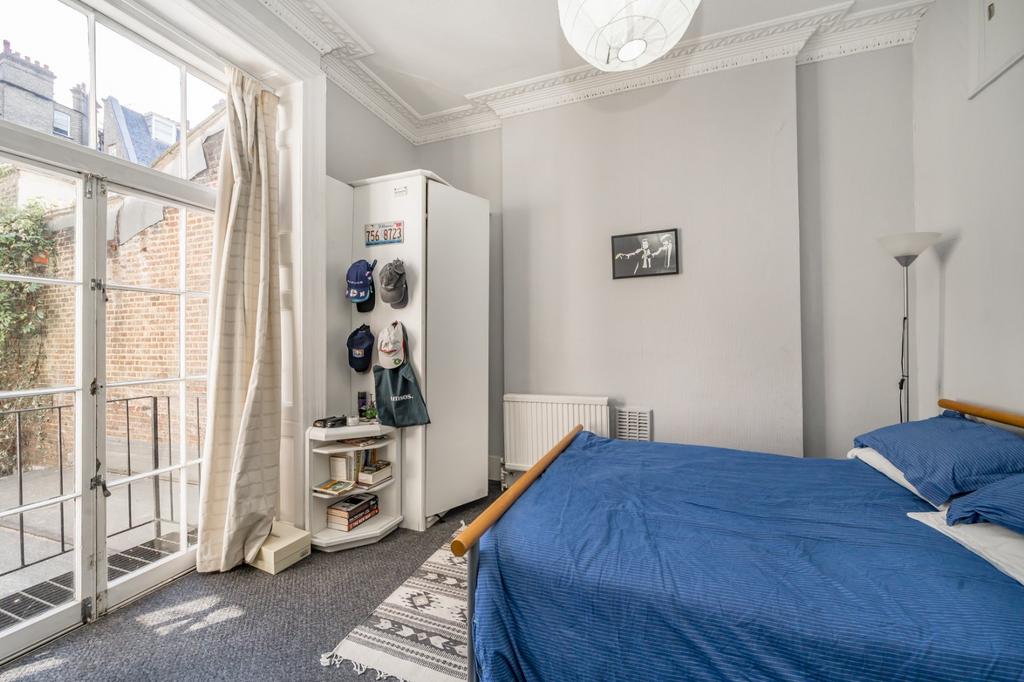 Apartment in London - View 4