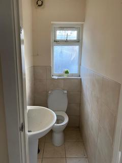 undefined, Greenland Crescent, Southall