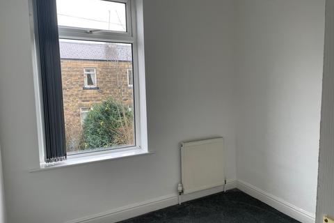 2 bedroom terraced house to rent, Industrial Avenue, Birstall