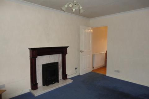 2 bedroom end of terrace house to rent, Kirkmichael Gardens, Broomhill G11