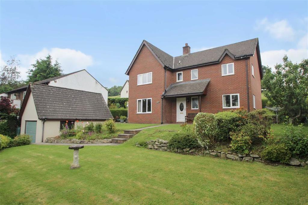 Llwyn Y Garth, Llanfyllin 4 bed detached house £284,000