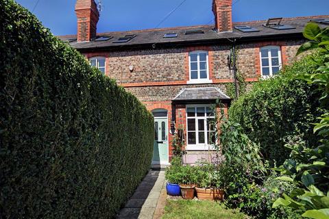 The Mount Hale Barns Cheshire 3 Bed Semi Detached House 350 000