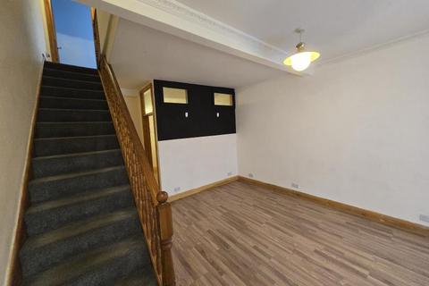 2 bedroom terraced house to rent, Tramway Avenue, Edmonton, N9