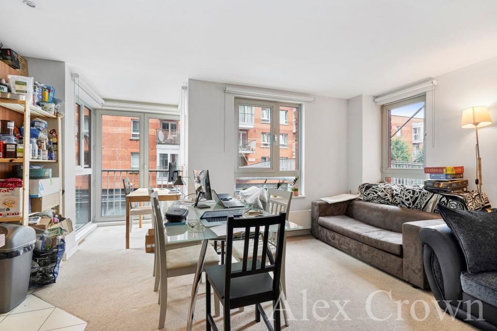 Apartment in London - View 3
