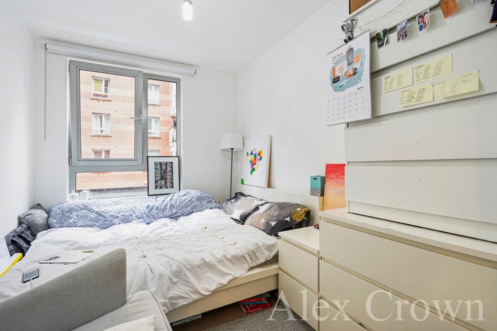 Apartment in London - More