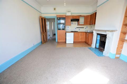 2 bedroom flat to rent, York Villas, Brighton, BN1