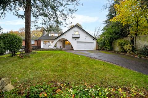 4 bedroom detached house for sale, The Clump, Rickmansworth, Hertfordshire