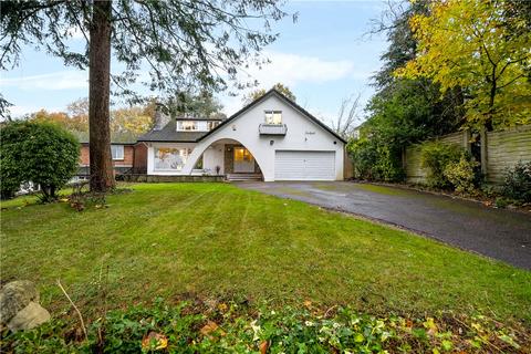 5 bedroom detached house for sale, The Clump, Rickmansworth, Hertfordshire