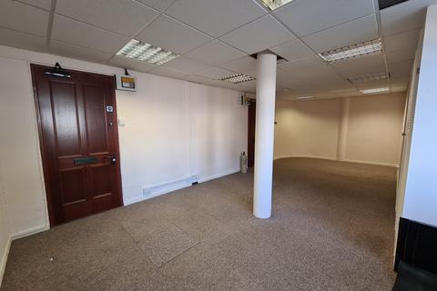 Office to rent, Union Street, Torquay, Devon, TQ2