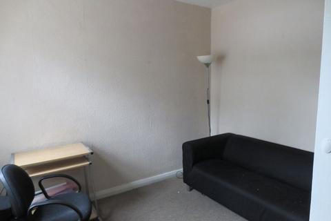 3 bedroom apartment to rent, Hagley Road West, Oldbury B68