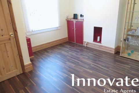 2 bedroom terraced house to rent, Marroway Street, Birmingham B16