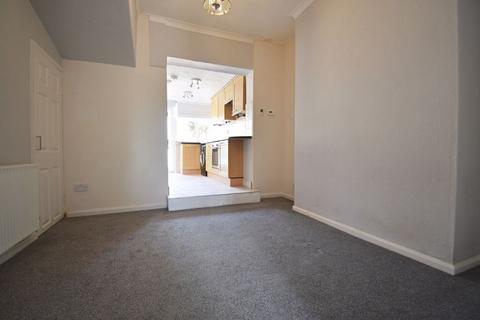 2 bedroom terraced house to rent, Phoenix Park Terrace, Basingstoke RG21